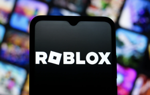 Roblox推出实时AI聊天改写功能，减少不当语言干扰
